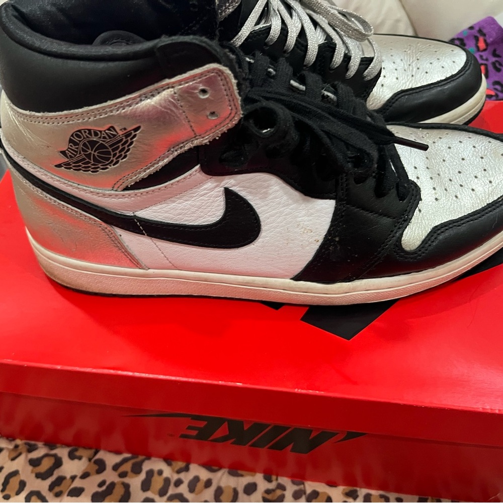 Nike Black and Silver Sneakers Sleek Design Jordan 1 Silver Toes